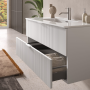 LINE MOBILE COMPOSITION WITH CERAMIC SINK