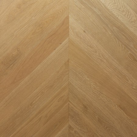 European Prefinished Oak, French Herringbone 45°, Brushed, UV Varnish, Decapé, Selection ABC, 10-3x125x785
