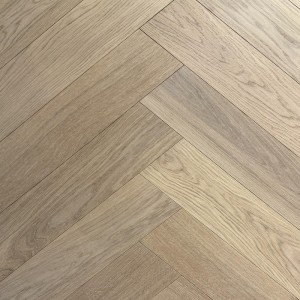 Parquet Prefinito Rovere Andante, Spina Italiana, Sbiancato, Scelta Live Matt Plus, 10,5x790x137