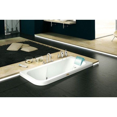 JACUZZI® AQUASOUL LOUNGE VASCA IDROMASSAGGIO